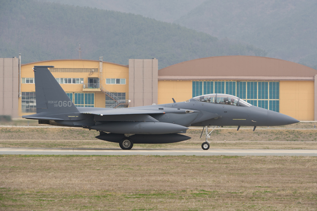 MSF12-0043-006_F-15K_med.jpg