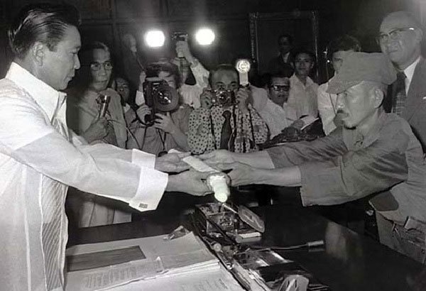 president_marcos_and_hiroo_onoda.jpg