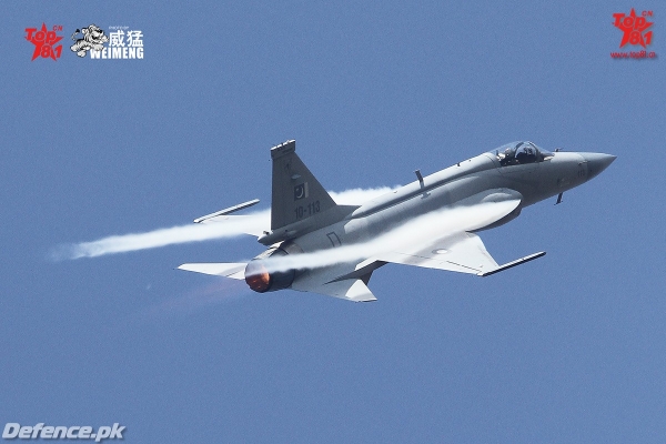 Zuhai_Air_Show_11.jpg