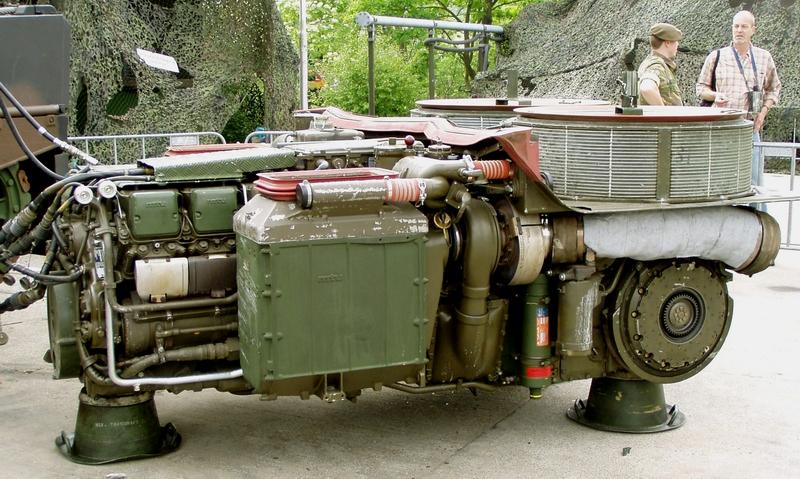 leopard2_moteur.jpg