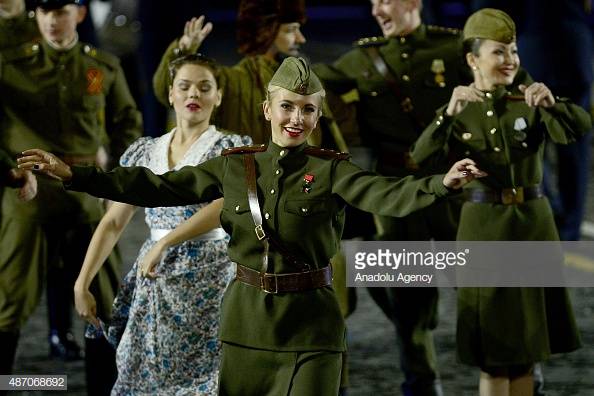 the-song-and-dance-ensemble-of-the-russian-army-to-them-av-alexandrov-picture-id487068692