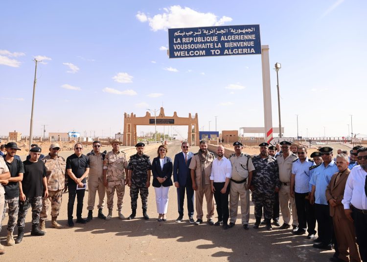 Aldabaiba-holds-cabinet-meeting-and-visits-Ghadames-Algeria-border-crossing-080823-750x536.jpg