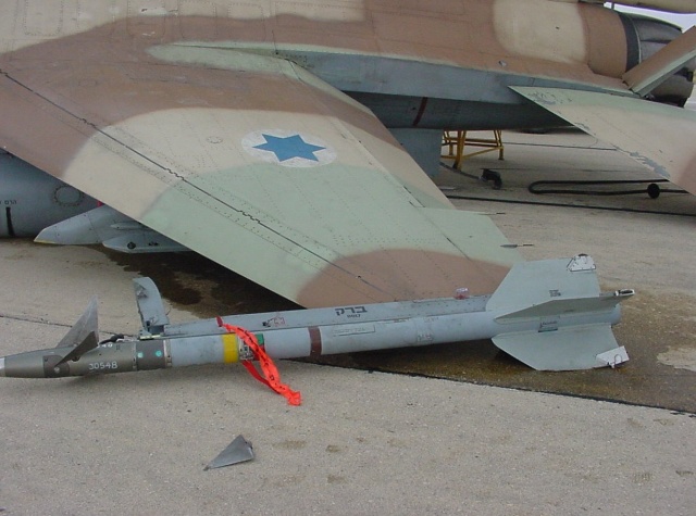 f-16d_12.jpg