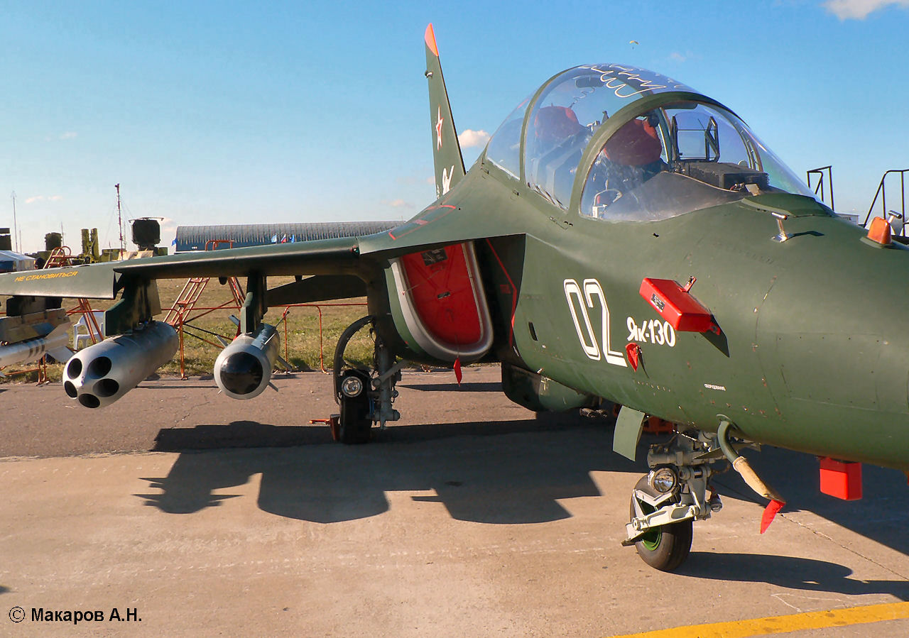 yak-130_07_of_34.jpg