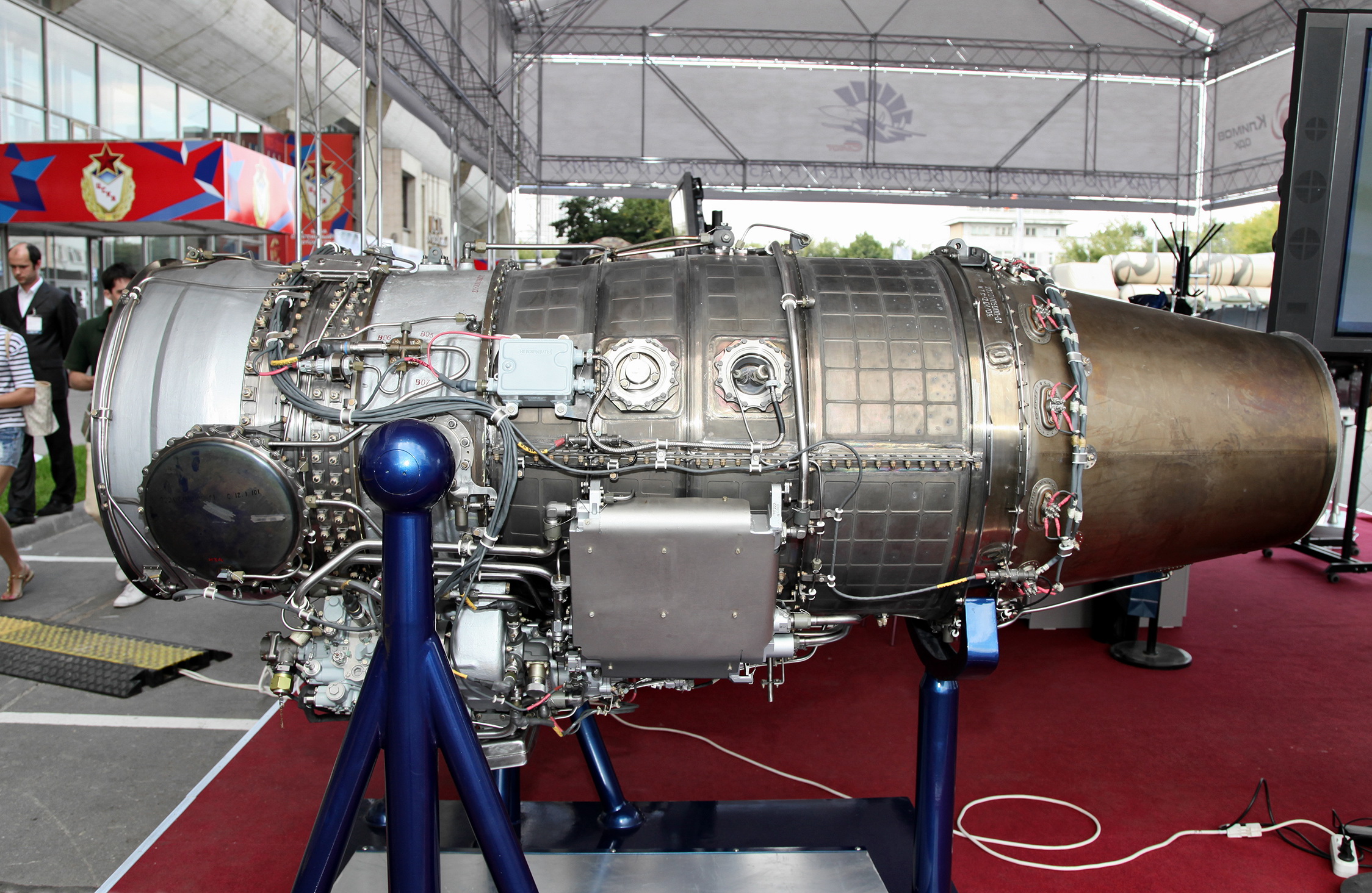 AI-222-25_engine_for_Yak-130_InnovationDay2013part2-44.jpg