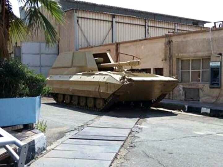 DKHKlhyWAAAGmve.jpg:large