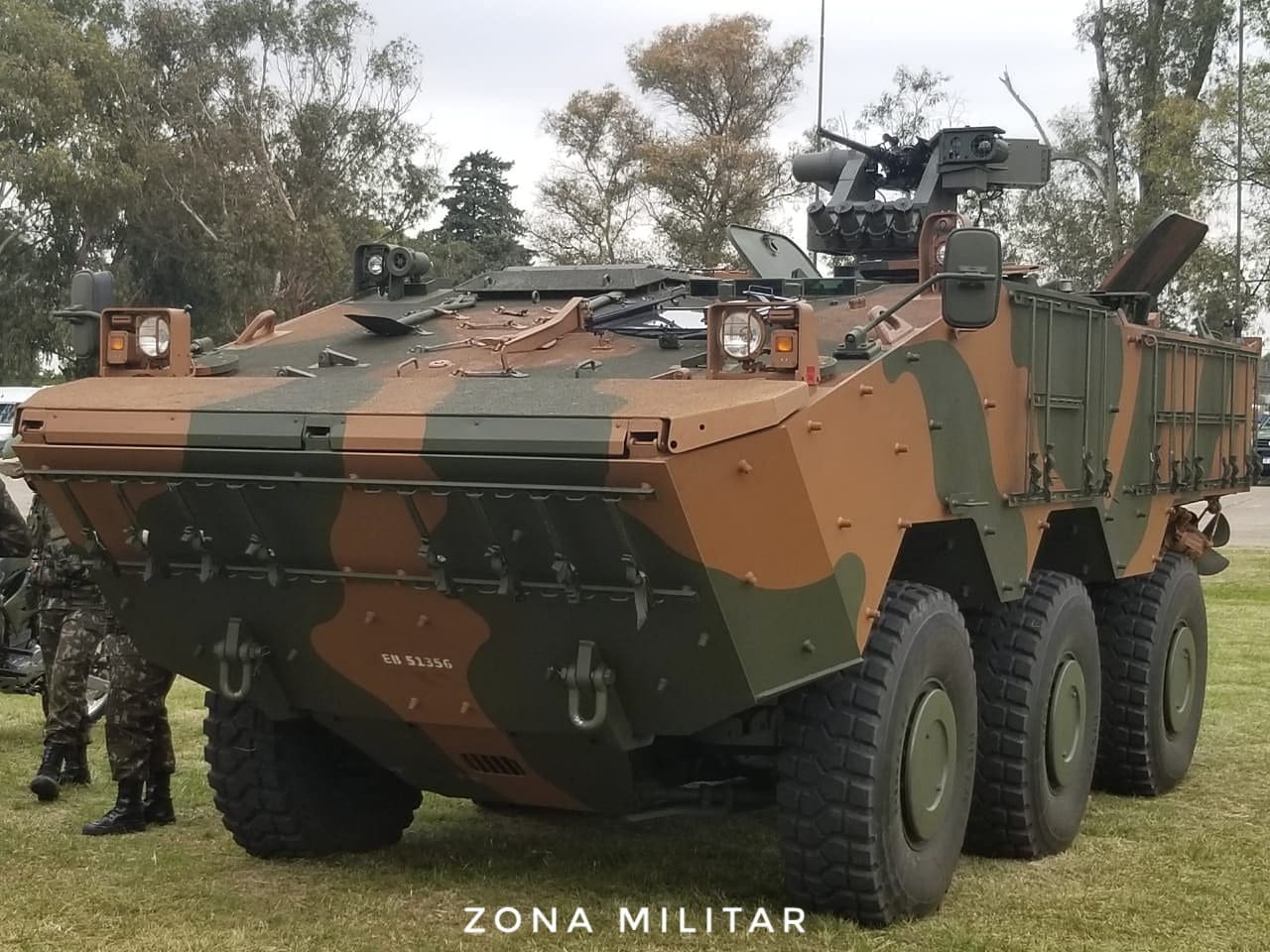 www.zona-militar.com