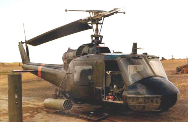 uh-1_gunship_05.jpg