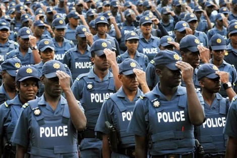 southafricanpolice_547276427.jpg