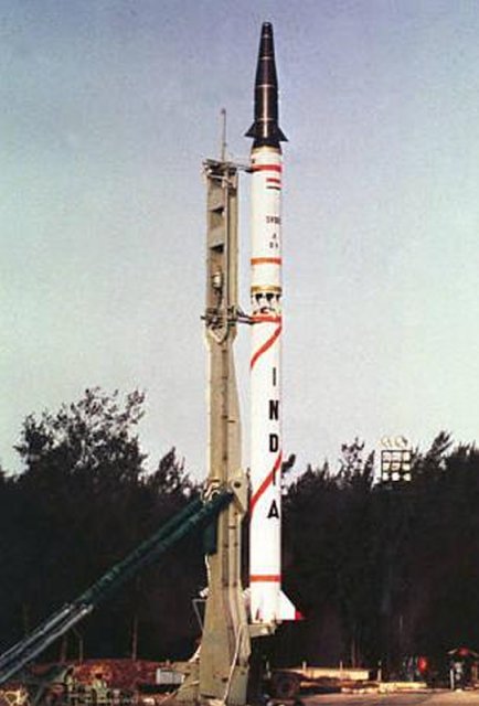 agni2missile_pic3.jpg