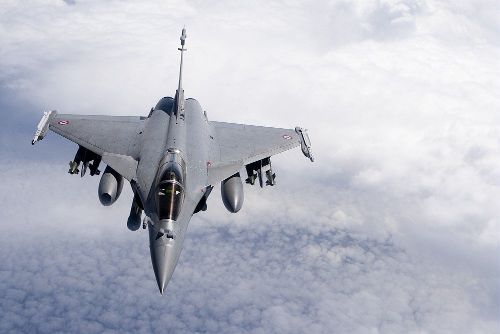 www.dassault-aviation.com