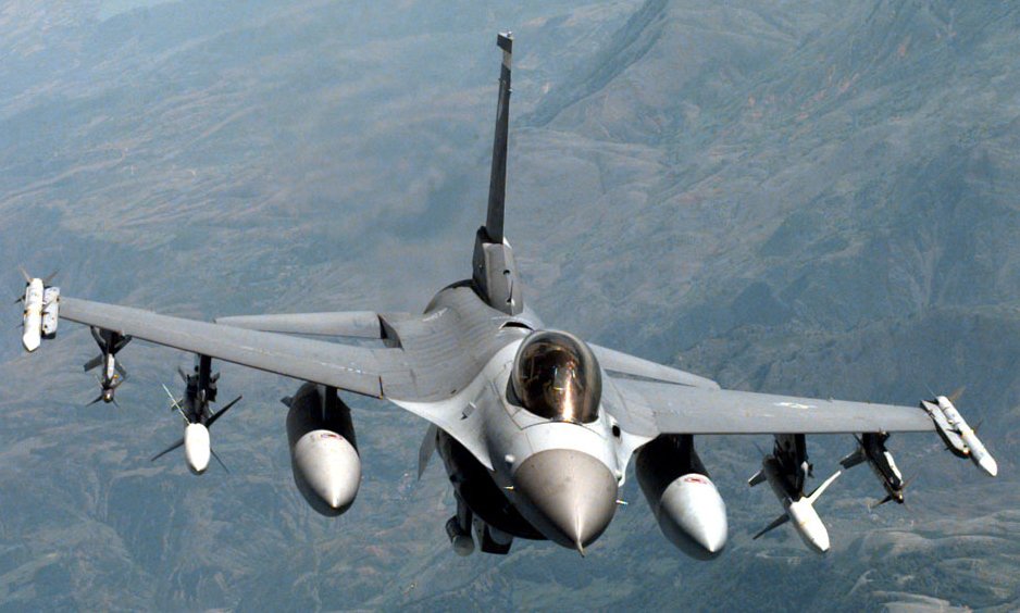 f-16_0.jpg