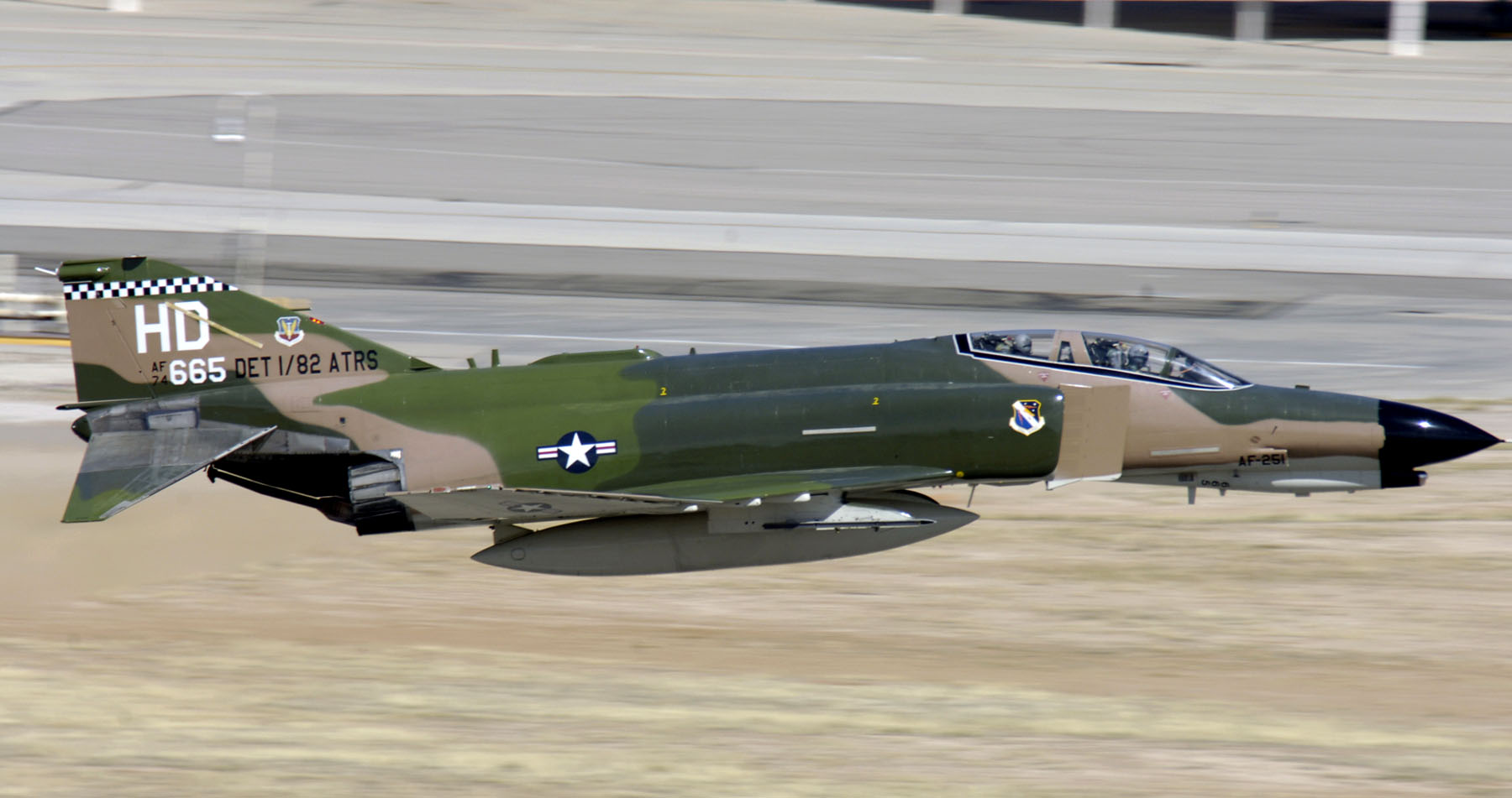 F-4_Phantom_II,_Davis-Monthan.JPG