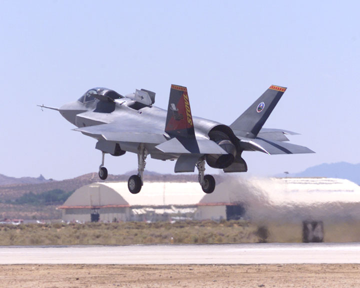 x35b-05.jpg