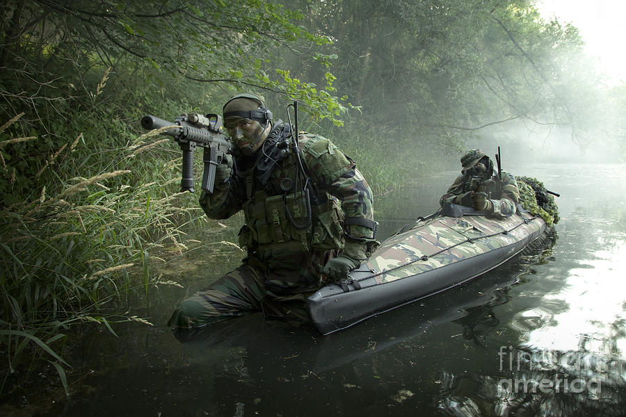 1-navy-seals-navigate-the-waters-tom-weber.jpg