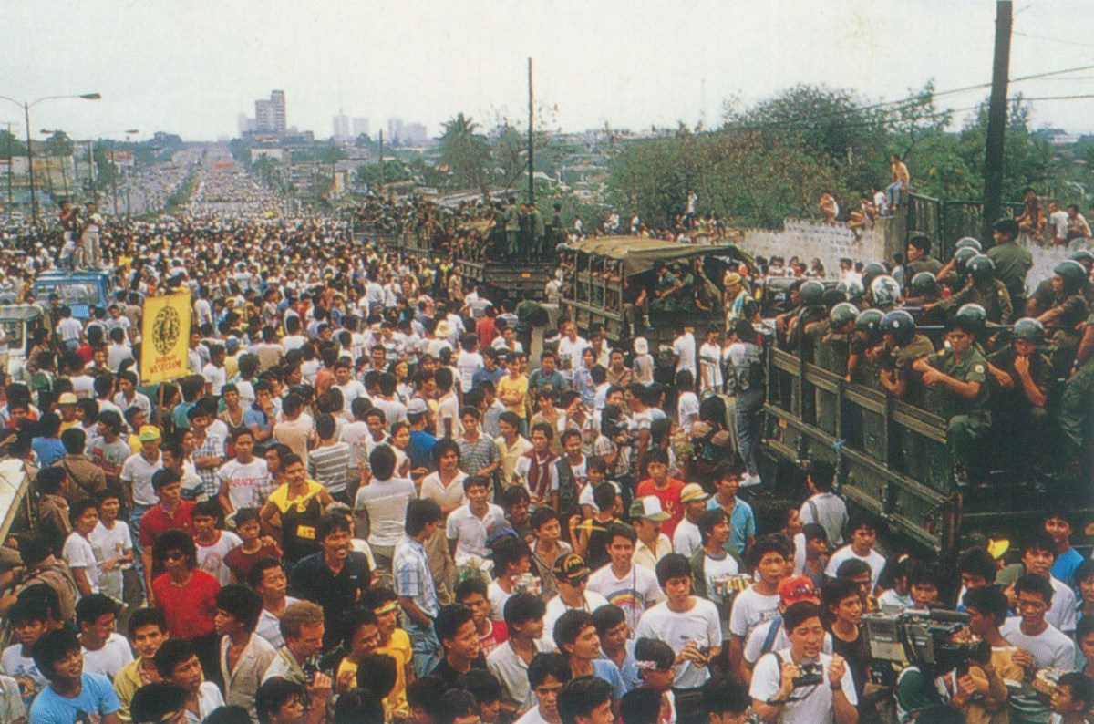 986-EDSA-People-Power-Revolution.jpg