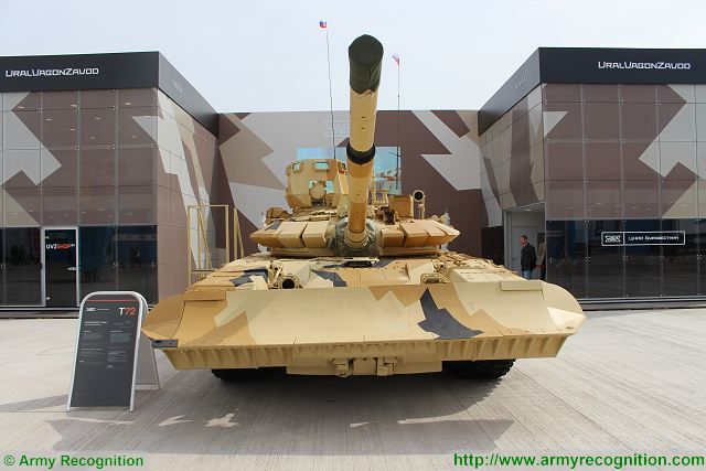 T-72_MBT_with_urban_warfare_package_kit_Uralvagonzavod_KADEX_2016_Astana_Kazakhstan_004.jpg