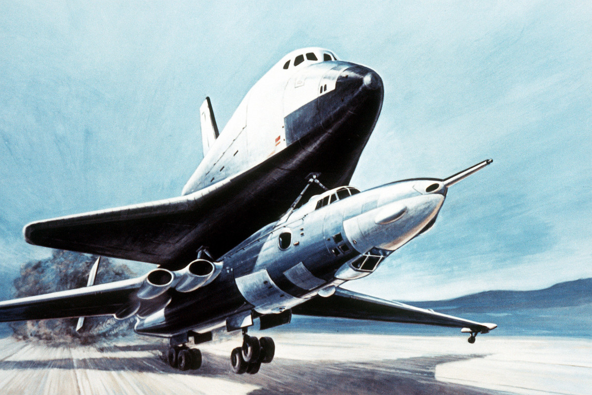 Buran-atop-Myasishchev-VM-T.jpg