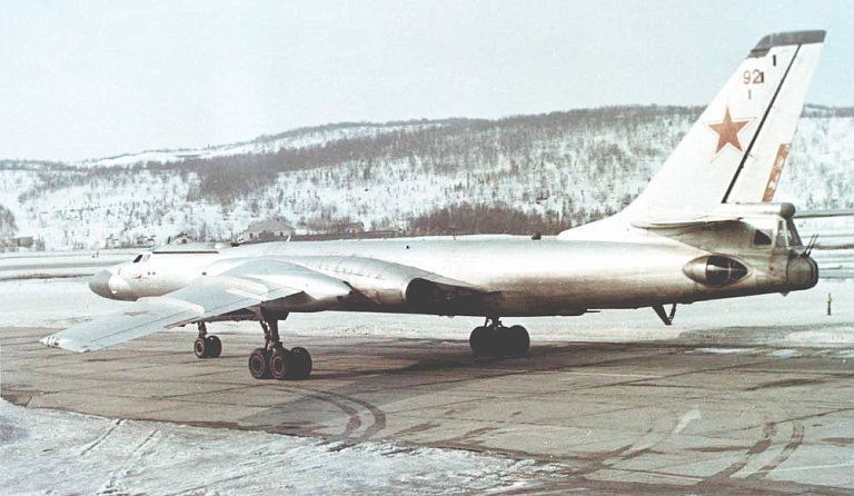 000-Tu-16K-10-26-Badger-C-1S.jpg