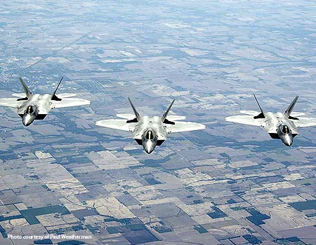 f-22_raptor_2.jpg