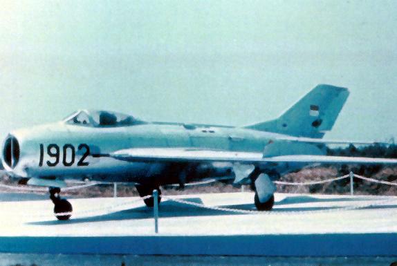 mig-19-farmr_p4.jpg