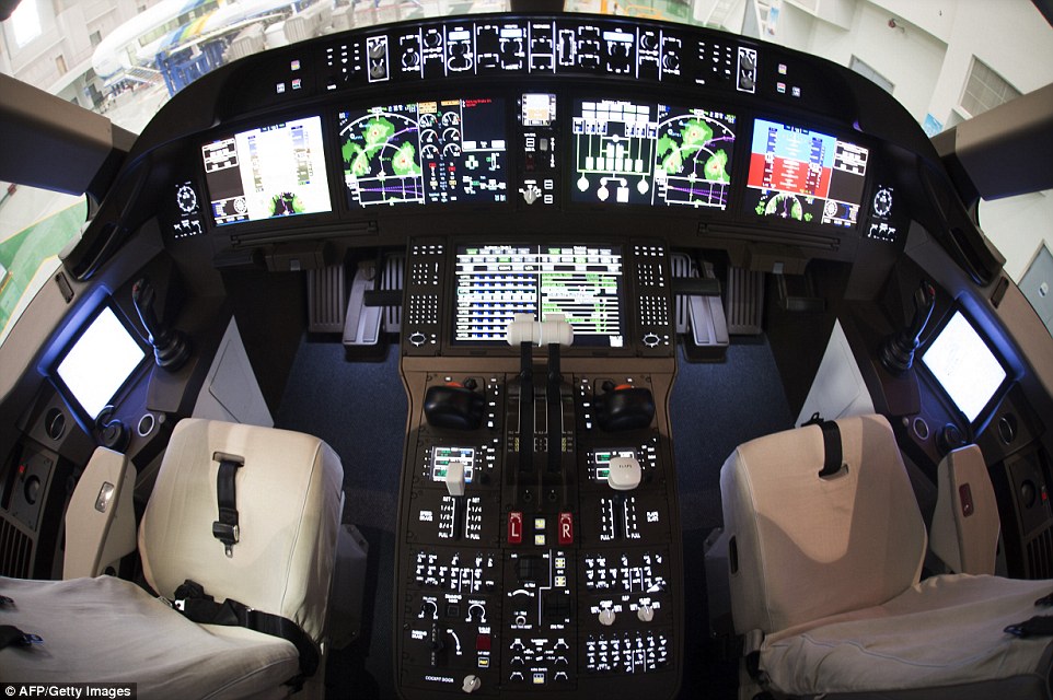 264E2AF200000578-2978940-High_tech_The_cockpit_will_feature_all_of_the_latest_technologic-a-37_1425472983233.jpg