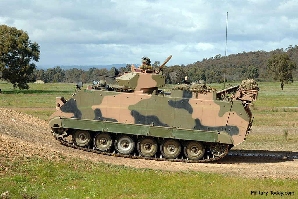 m113as4_l3.jpg