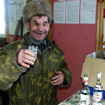 blind-toothless-drunk-russian.jpg