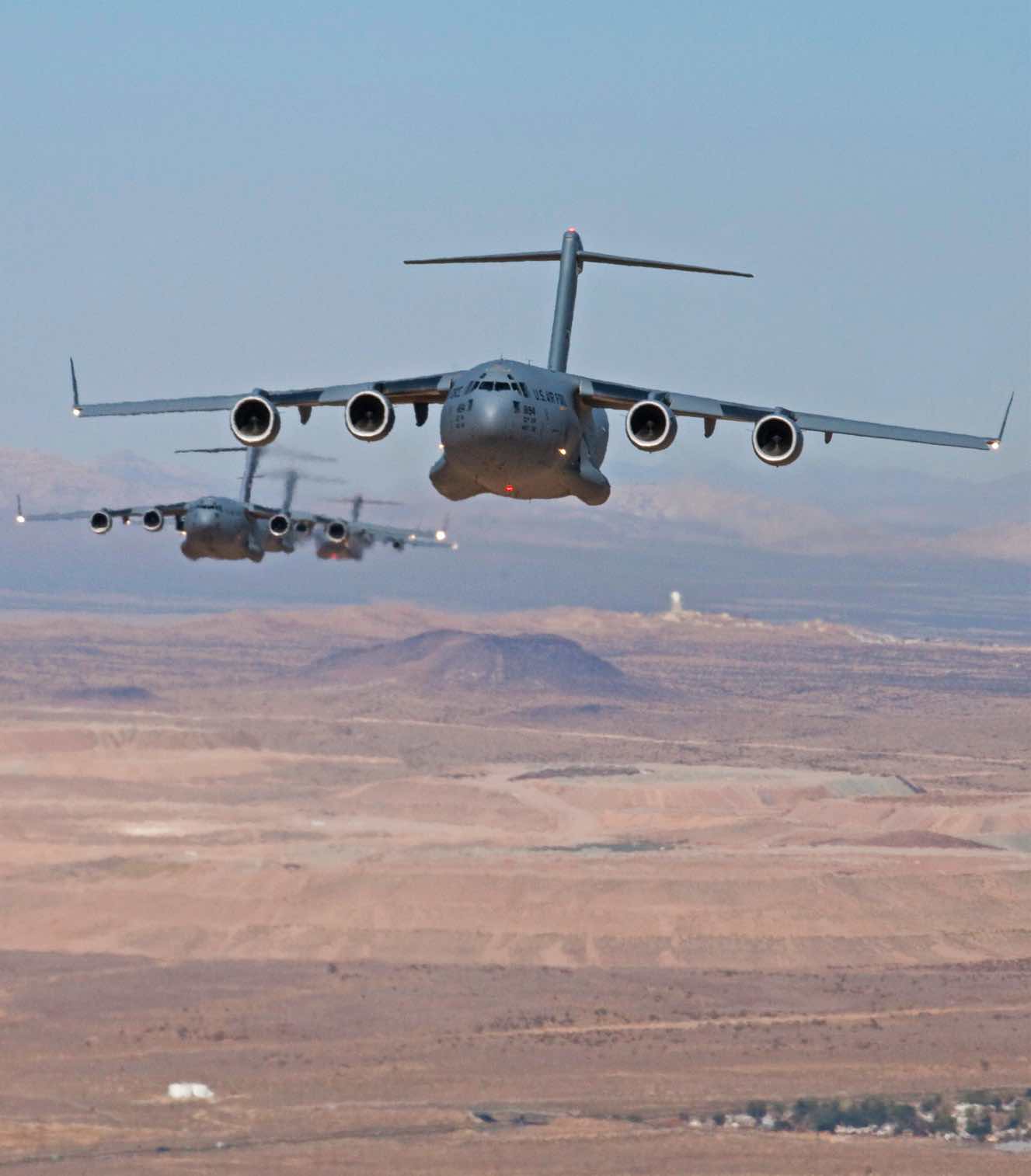 C-17-wingspan.jpg