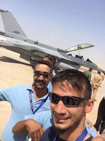 CJzr9AaUAAAg3F7.jpg