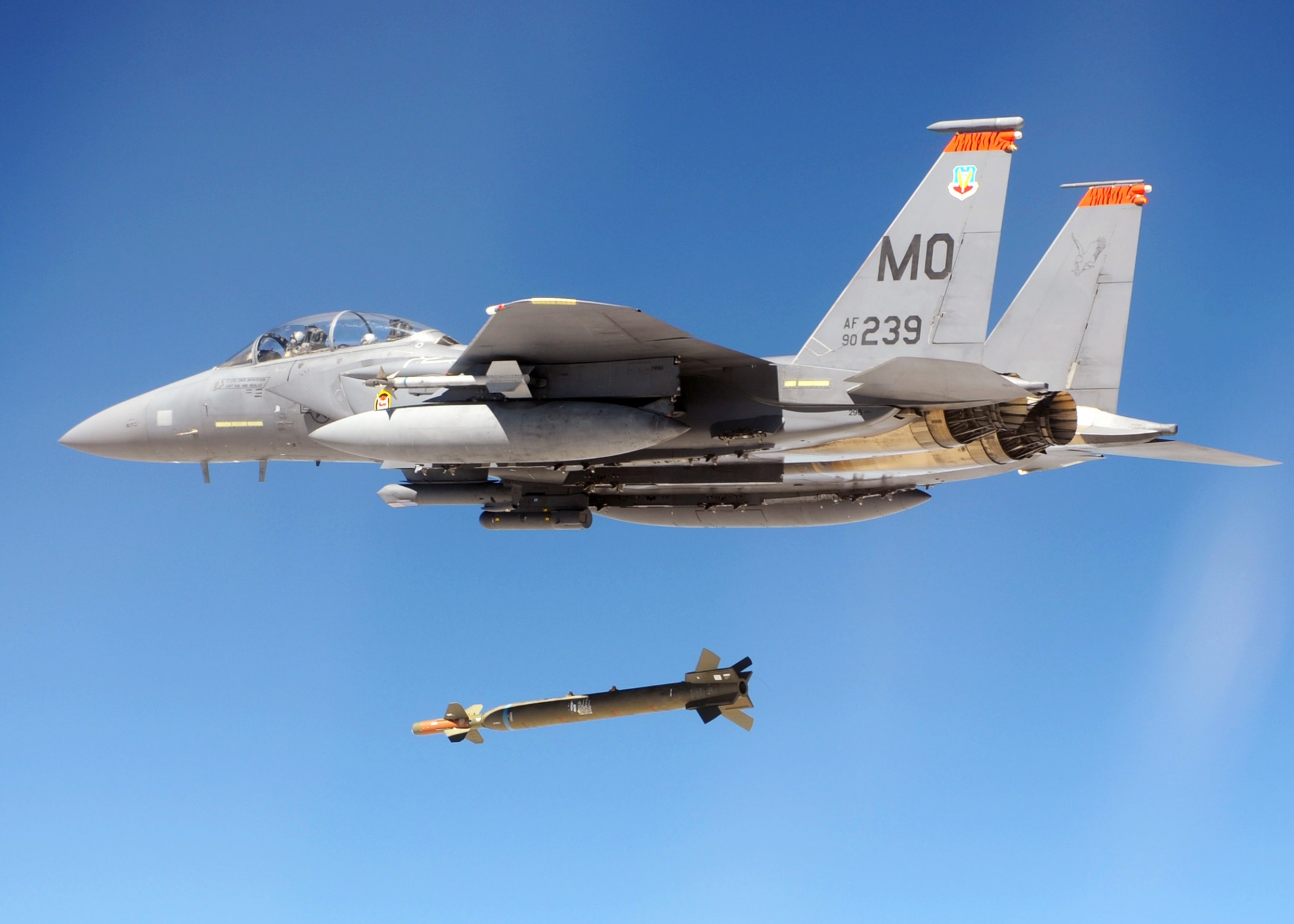 GBU-28-B-Drop-F-15E-2.jpg