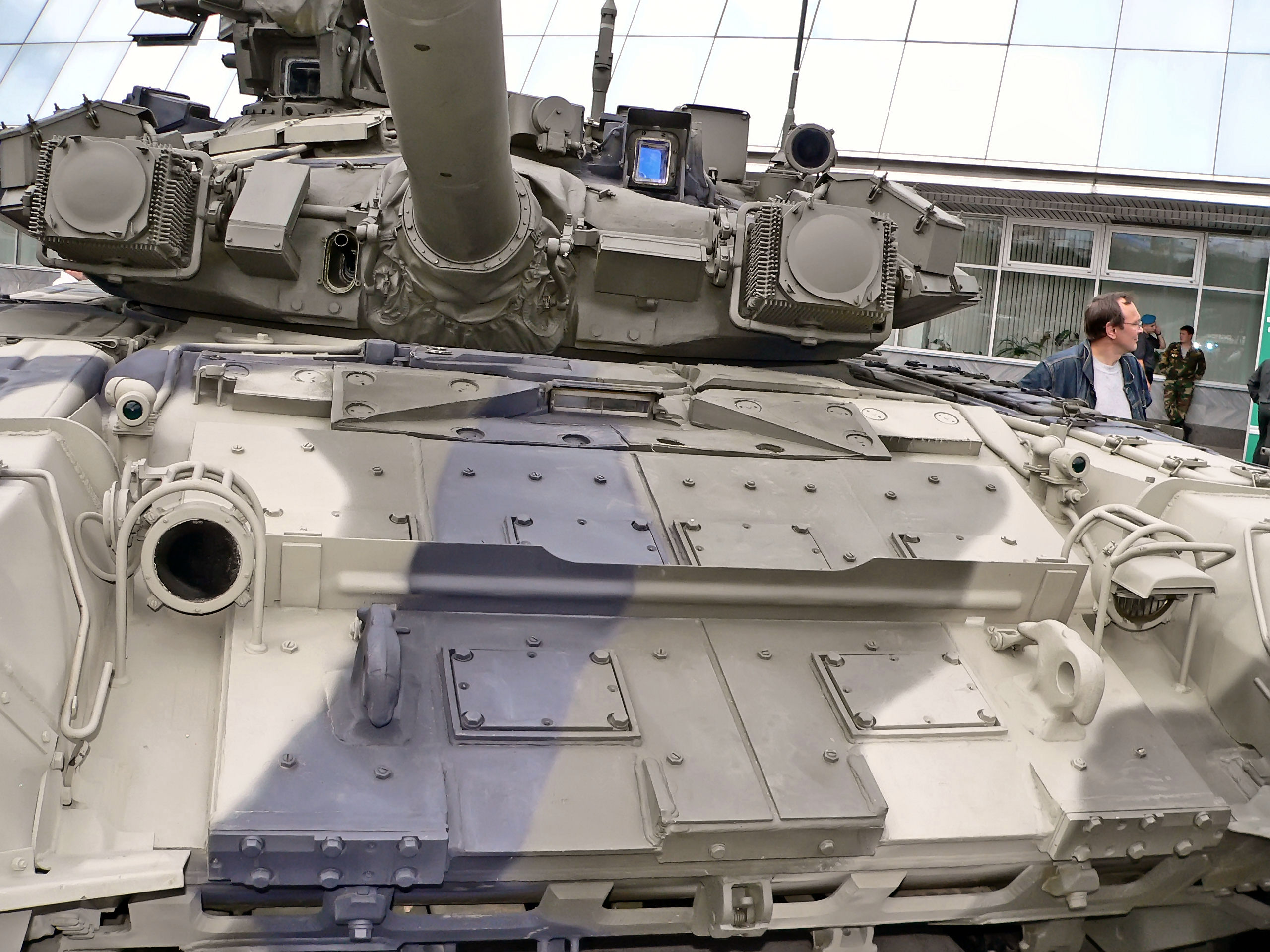 t-90_001_of_261.jpg
