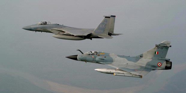 Mirage2000-F15.jpg