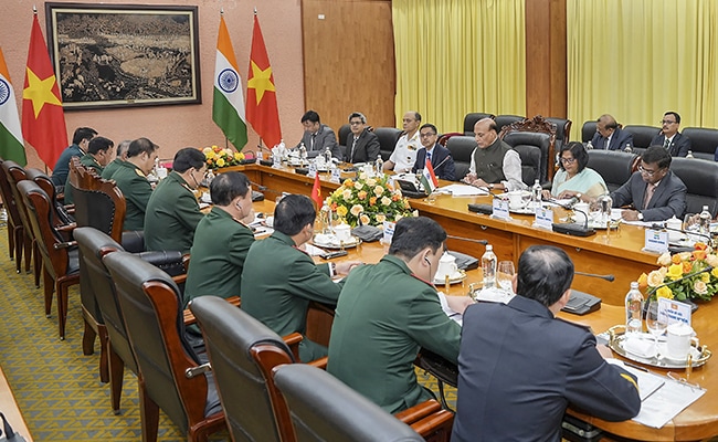 1a9r8oj_india-vietnam-military-talks-pti_625x300_08_June_22.jpg