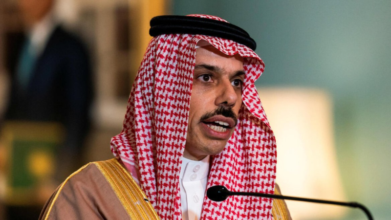 وزير الخارجية السعودي يؤدي اليوم ...