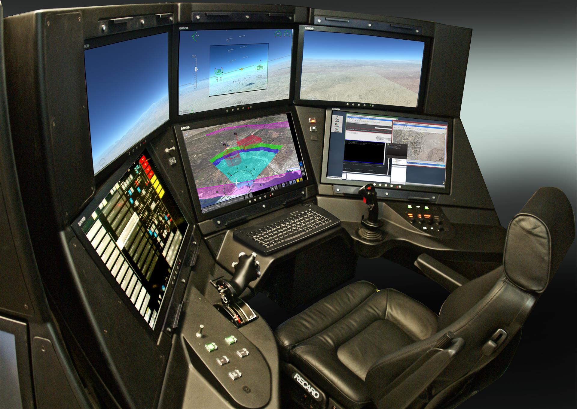 1531398688026-cockpit-2.jpeg