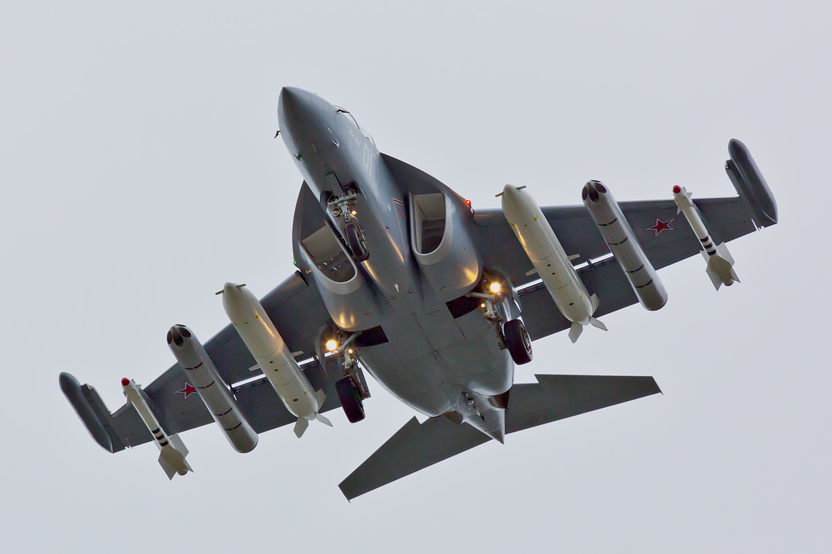 Yak-130_-_FIA_2012.jpg