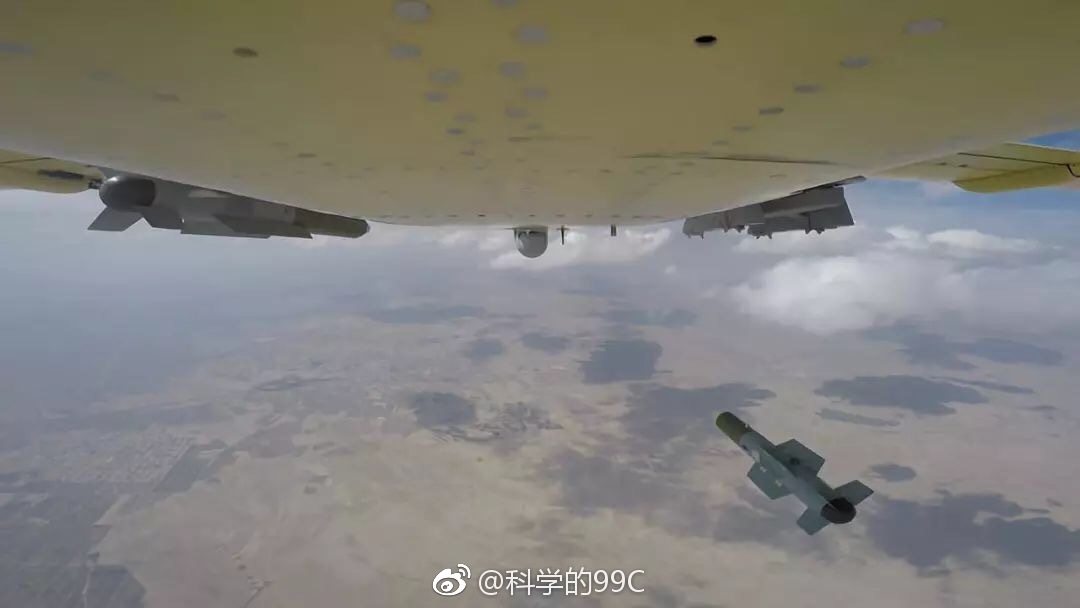 7591936egy1fw5n8lan9sj20u00gwmye.jpg