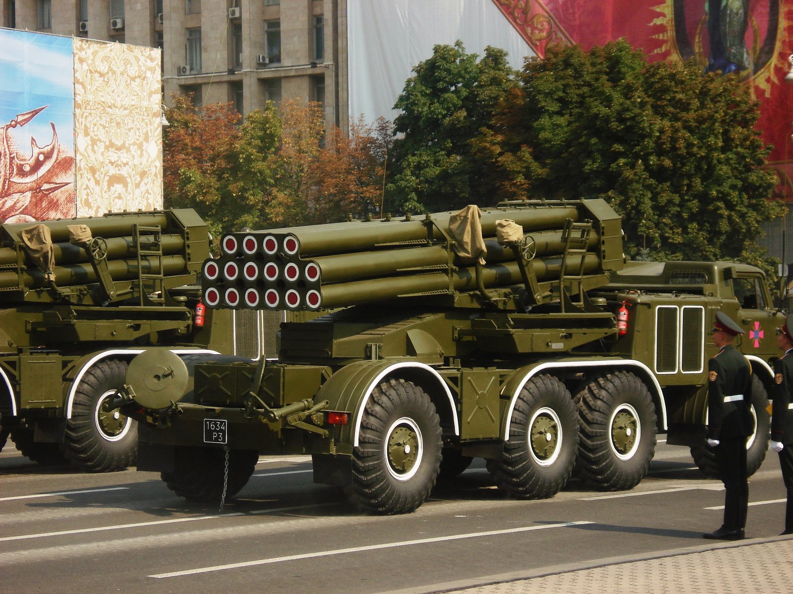 Ukrainian_BM-27_Uragan.JPG