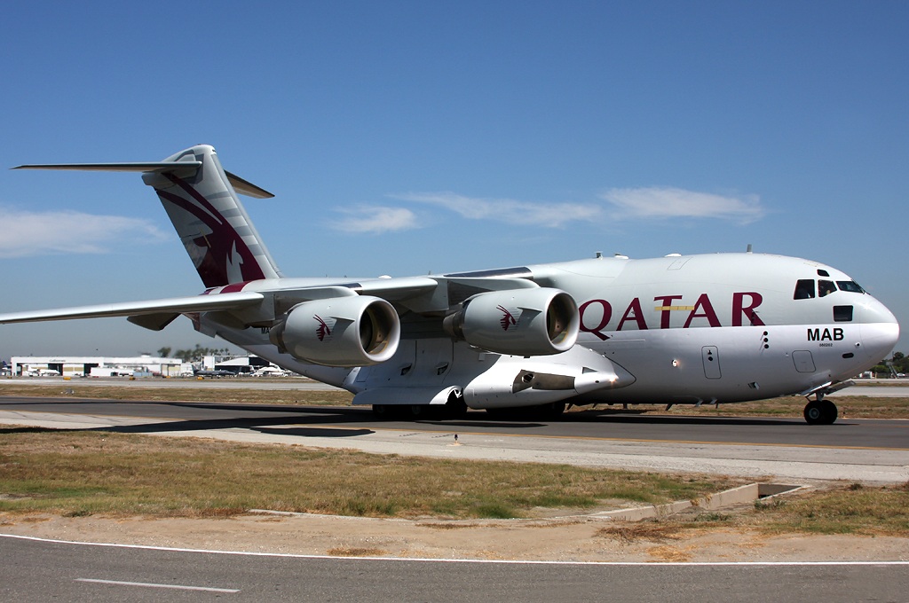 qatar-c-17a-a7-mab-06grd-lgb-m2lr.jpg