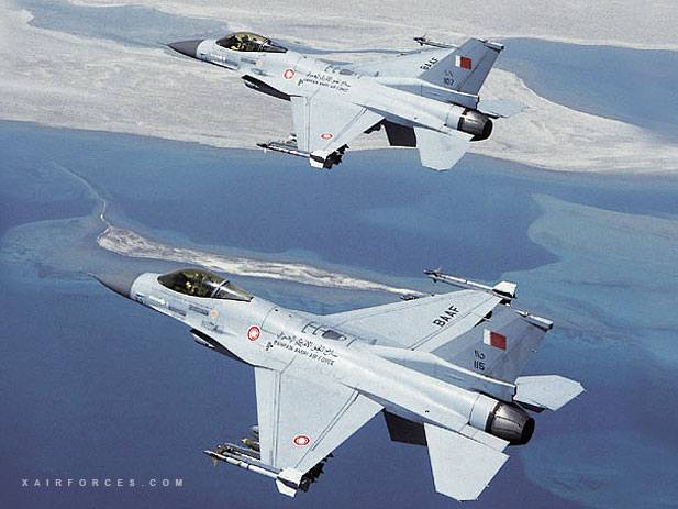 f-16c_bahrain_115-107.jpg