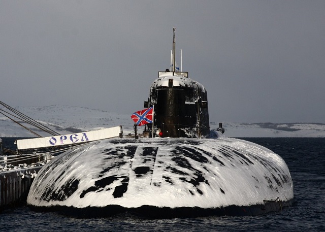Russian_submarine_Orel_K-266_Project%20949A_Antey_Oscar_II_SSGN.jpg