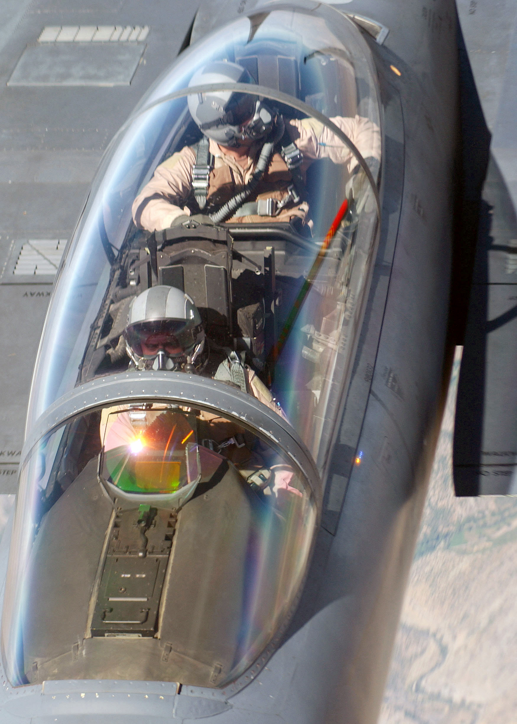 F-15E-cockpit-view-tanker.jpg