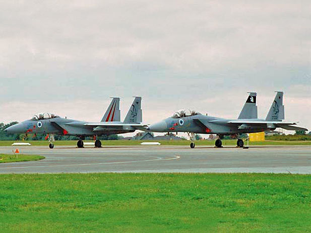 f-15_2000_iaf_0005.jpg