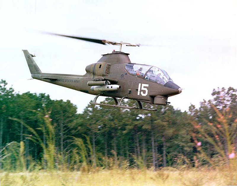 800px-Ah-1cobra_1.jpg