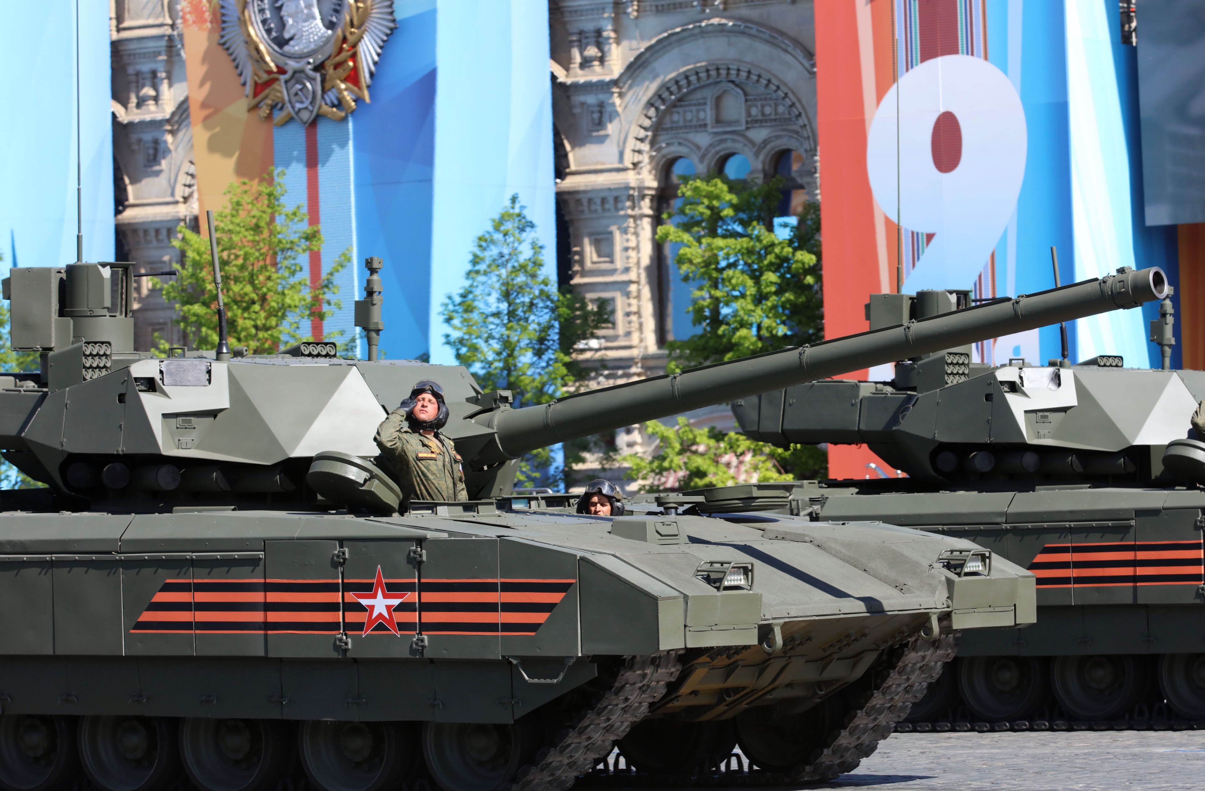 an-armata-t-14-battle-tank-is-seen-during-the-victory-day-news-photo-956810882-1550085632.jpg