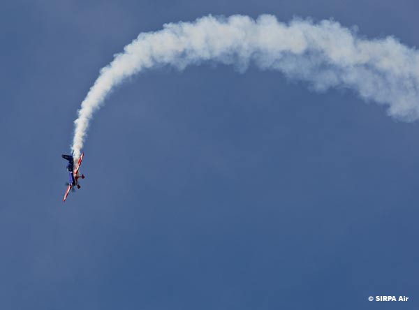 evaa210.jpg