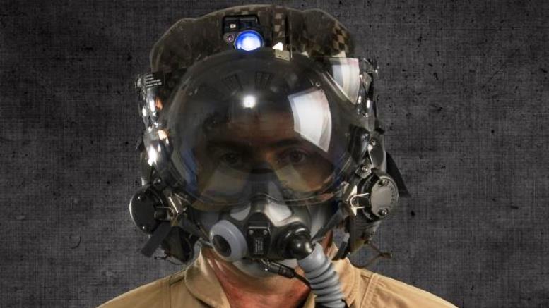 f35-helmet-777x437.jpg