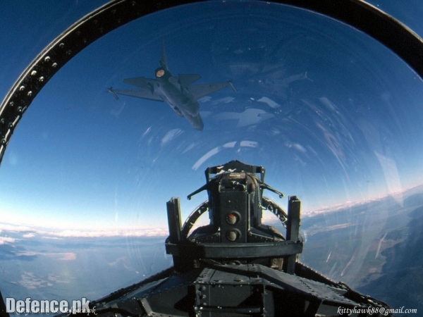 JF-17_cockpit-01.JPG