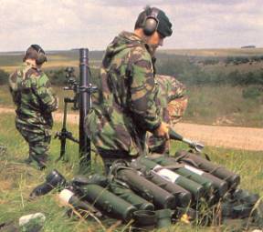 81mm02.jpg